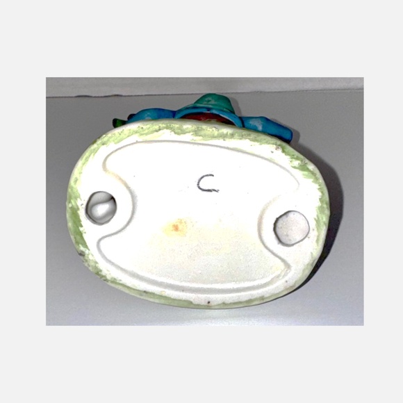 💙 3/$21 Vintage Cottagecore 6" figurine - Boy in an Apple Tree + Dog - Picture 4 of 5